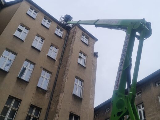 Niftylift 210